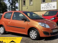 Used Renault Twingo 2010 Orange Hatchback