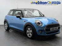 Begagnad Mini Cooper Hatch 136 HK (100 kW) 2018 Blå Halvkombi