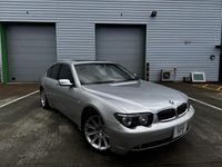 Usado BMW 745 Executive 2022 Plateado Berlina