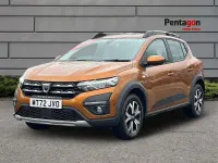 Used Dacia Sandero Prestige 90 HP (66 kW) 2022 Orange SUV