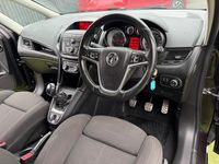 Used Vauxhall Zafira SRi 2015 Brown MPV