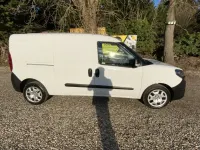 Begagnad Fiat Doblò S 95 HK (69 kW) 2021 Vit Minibuss