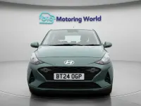Used Hyundai i10 Advanced 67 HP (49 kW) 2024 Green Hatchback