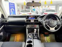 Gebraucht Lexus IS300h 223 PS (164 kW) 2016 Limousine