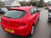 Used Vauxhall Astra 140 HP (102 kW) 2010 Red Hatchback