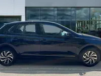 Used VW Polo Life 95 HP (69 kW) 2024 Deep black pearlescent Hatchback