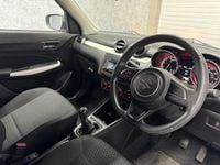 Used Suzuki Swift SZ3 83 HP (61 kW) 2020 White Hatchback