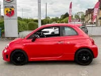 Usado Abarth 595 Pista 165 CV (121 kW) 2022 Rojo Utilitario