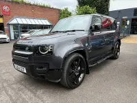 Used Land Rover Defender HSE Dynamic 300 HP (220 kW) 2024 Grey SUV