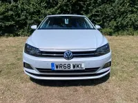 Used VW Polo SE 95 HP (69 kW) 2018 Silver Hatchback