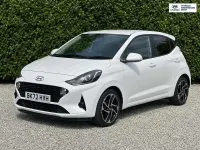 Used Hyundai i10 Premium 84 HP (61 kW) 2022 White Hatchback