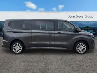 Usado Ford Tourneo Custom Titanium 136 HP (100 kW) 2024 Cinzento Van