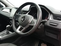 Second-hand Renault Captur Iconic 145 CP (106 kW) 2022 Roșu SUV