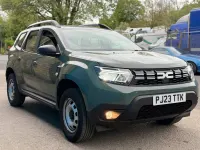 Usado Dacia Duster Essentiel 2023 Verde SUV