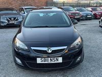 Used Vauxhall Astra SRi 115 HP (84 kW) 2011 Black Hatchback