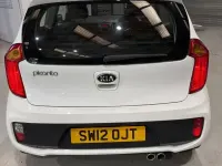 Used Kia Picanto 68 HP (50 kW) 2012 White Hatchback