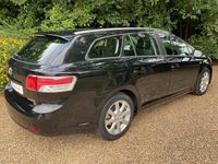 Used Toyota Avensis 150 HP (110 kW) 2009 Black Estate