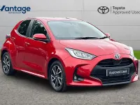 Used Toyota Yaris Design 113 HP (83 kW) 2023 Red Hatchback