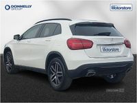 Used Mercedes GLA180 Urban 122 HP (89 kW) 2019 White SUV