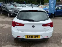 Used Alfa Romeo Giulietta 120 HP (88 kW) 2018 White Hatchback