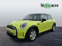 Used Mini Cooper Classic 134 HP (98 kW) 2023 Yellow Hatchback