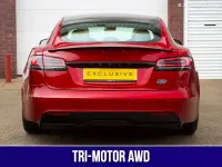 Used Tesla Model S Plaid 759 kW (1033 HP) 2023 Red Hatchback