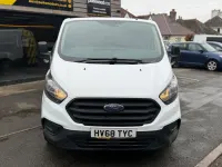 Usado Ford Transit Custom Trend 105 HP (77 kW) 2018 Branco Van