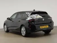 Begagnad Vauxhall Astra Design Edition 110 HK (80 kW) 2023 Svart Halvkombi