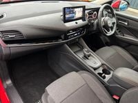 Used Nissan Qashqai N-Connecta 158 HP (116 kW) 2022 Red SUV