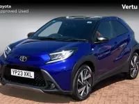 Used Toyota Aygo X 72 HP (52 kW) 2023 Juniper blue bitone (metallic paint) SUV