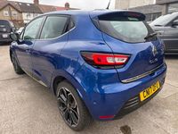 Used Renault Clio IV Signature 2017 Blue Hatchback