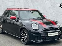Usado Mini Cooper Hatch 154 HP (113 kW) 2024 Preto Citadino