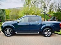 Used Nissan Navara Tekna 190 HP (139 kW) 2016 Blue Pickup