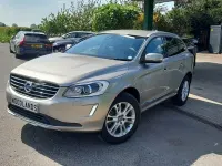 Używany Volvo XC60 SE Lux 220 KM (161 kW) 2015 Złoty SUV
