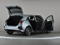 Used Kia Ceed GT-Line 140 HP (102 kW) 2019 Silver Hatchback