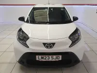 Used Toyota Aygo X PURE 72 HP (52 kW) 2023 White SUV