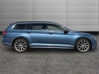Begagnad VW Passat R-line 150 HK (110 kW) 2018 Blå Kombi
