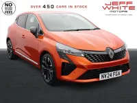 Used Renault Clio Techno 90 HP (66 kW) 2024 Orange Hatchback
