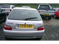Begagnad Citroën Saxo 2001 Halvkombi