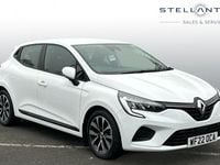 Used Renault Clio V Iconic 140 HP (102 kW) 2022 Hatchback