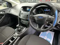 Usado Ford Focus Style 120 HP (88 kW) 2014 Azul Carrinha