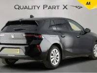 Gebraucht Vauxhall Astra Design Edition 110 PS (80 kW) 2024 Schwarz Kleinwagen