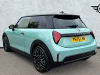 Used Mini Cooper Hatch 113 kW (154 HP) 2025 Green Hatchback