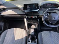 Used Peugeot e-208 Style 100 kW (137 HP) 2023 Yellow Hatchback