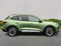 Begagnad Ford Kuga Active 2025 Grön SUV