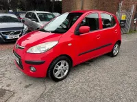 Used Hyundai i10 Style 77 HP (56 kW) 2009 Red Hatchback