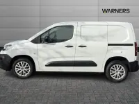 Used Citroën Berlingo 99 HP (72 kW) 2022 White MPV