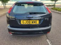 Begagnad Ford Focus Zetec 115 HK (84 kW) 2008 Svart Halvkombi