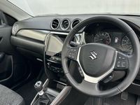 Second-hand Suzuki Vitara 129 CP (94 kW) 2025 Negru SUV