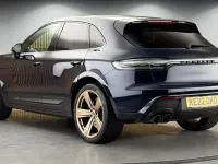 Used Porsche Macan 440 HP (323 kW) 2022 Night blue SUV